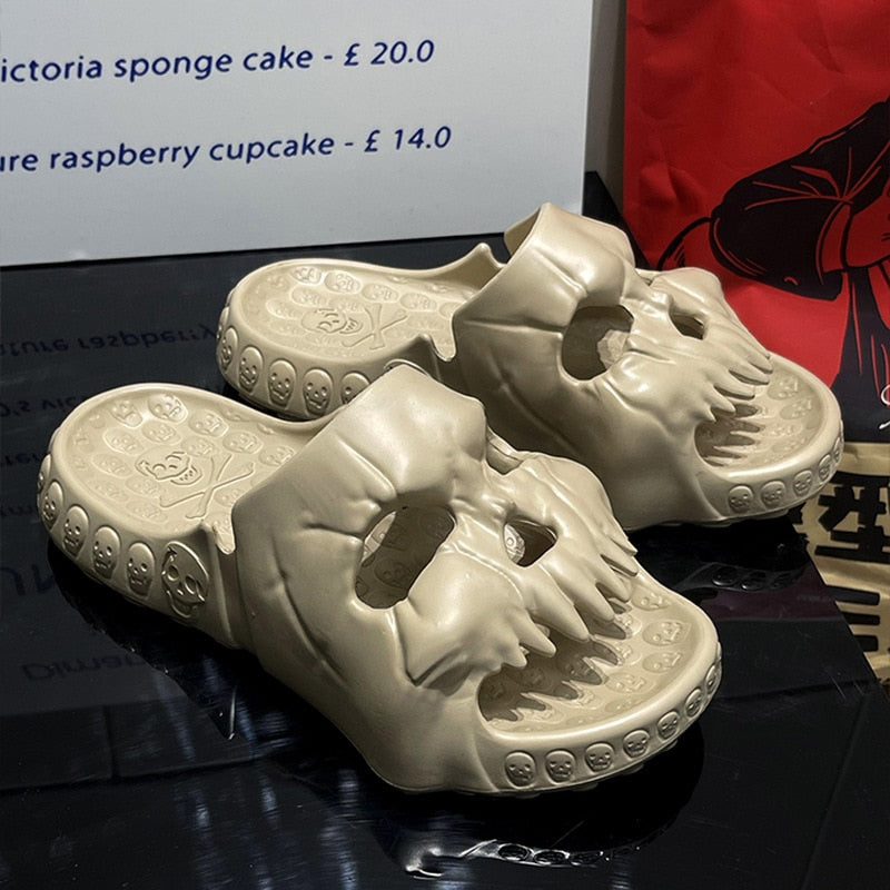 Chanclas con calavera