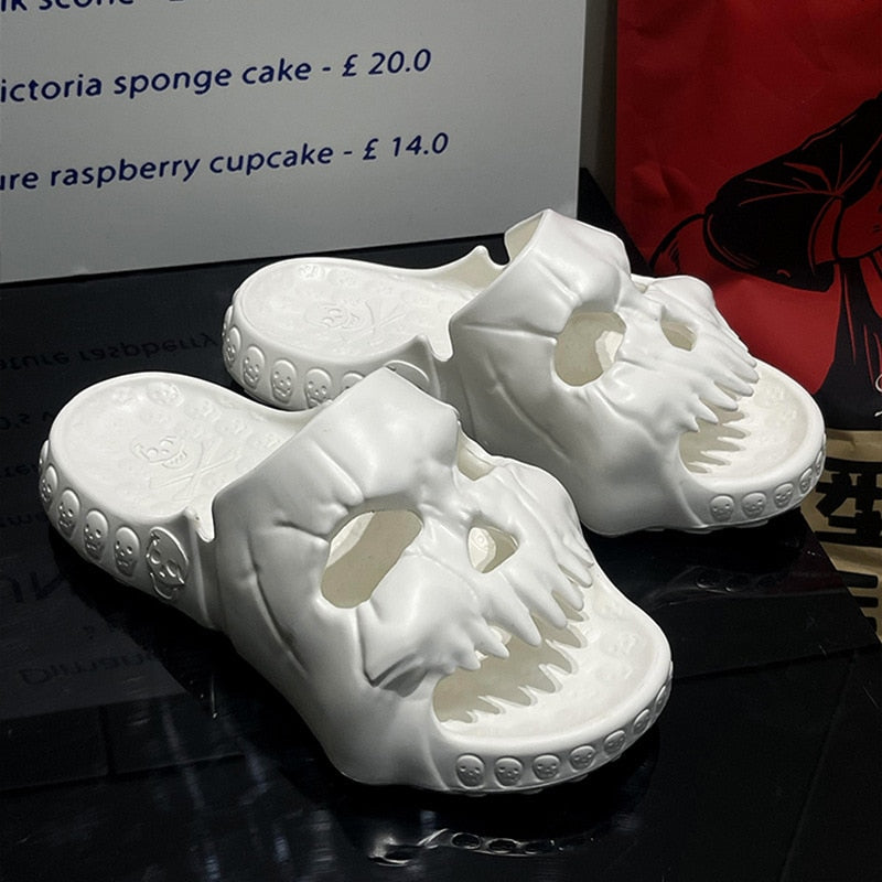 Chanclas con calavera