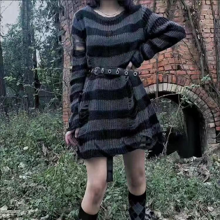 Distressed Oversize Striped Knitted Sweater